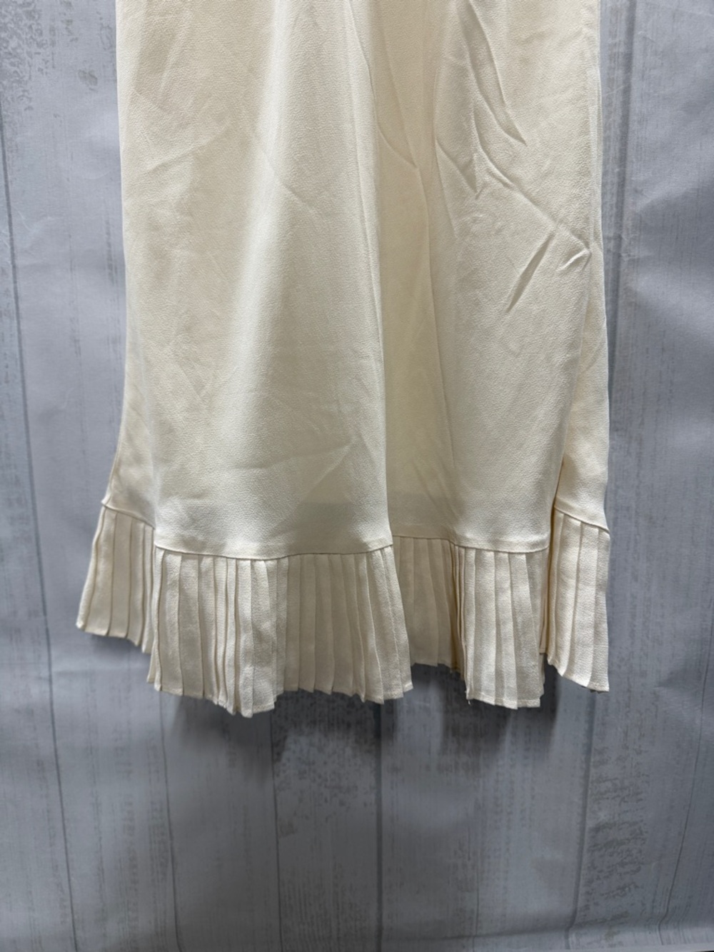 Reformation Ivory Suki Feminine Timeless Ruffle Hem Midi Dress Size 0 - Picture 9 of 13